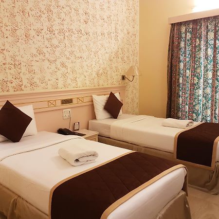 Glm Meridian Chennai Extérieur photo