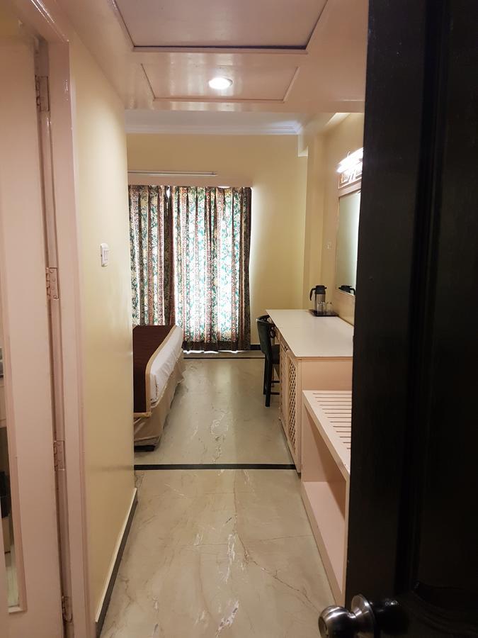 Glm Meridian Chennai Extérieur photo