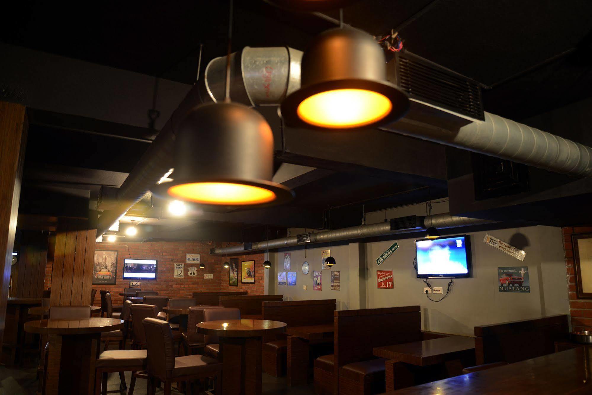 Glm Meridian Chennai Extérieur photo